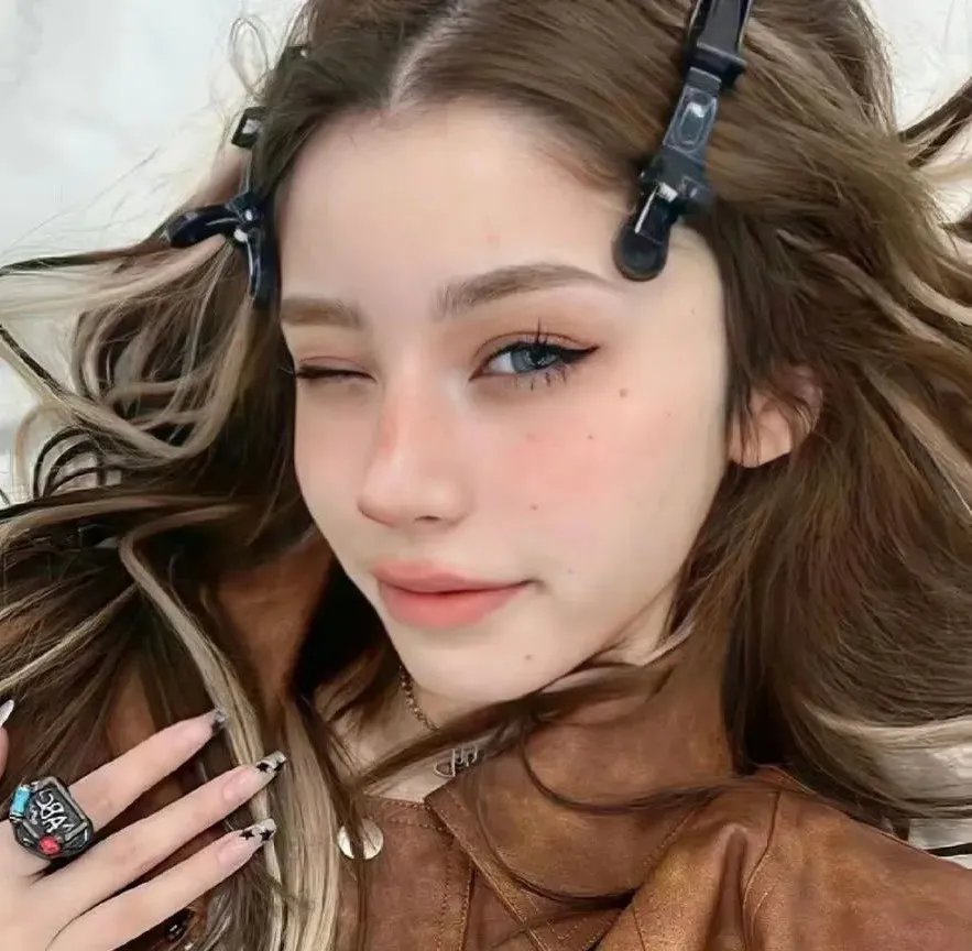 中秋团圆之孪生殊途